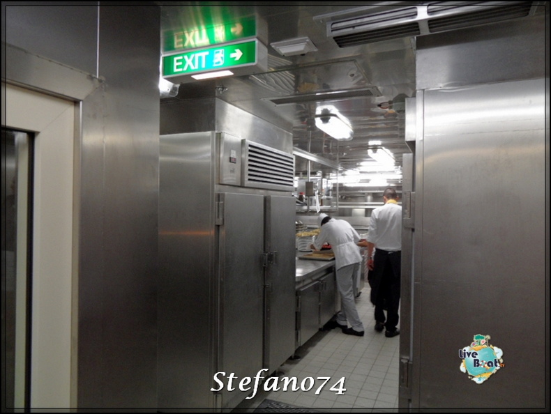 foto nave Celebrity Equinox - cibi e cucine EquinoxCucine Celebrity Equinox 2012.jpg cibi e cucine EquinoxCucine Celebrity Equinox 2012.jpg