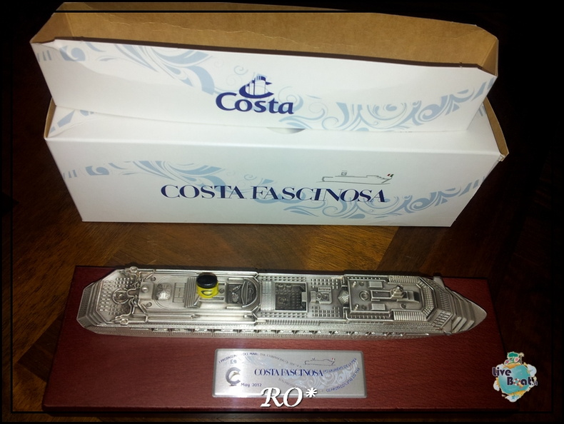 Modellini navi Costa - 20120513_192815.jpg 20120513_192815.jpg
