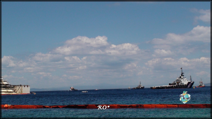 22Foto #CostaConcordia #IsoladelGiglio #Operazioni di rigalleggiamento