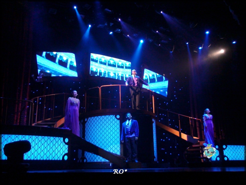 Spettacoli a teatro a bordo di Celebrity Reflection