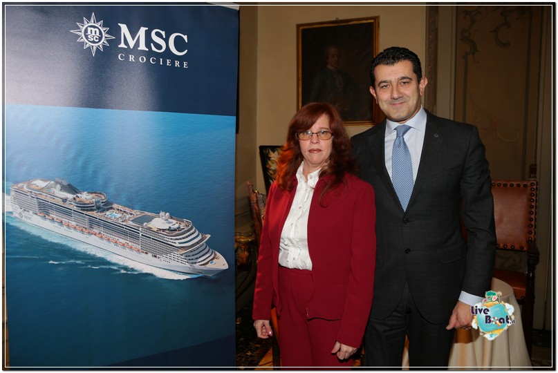 MILANO, 12/11/2015. PALAZZO VISCONTI. MSC CROCIERE PRESENTA LA MAGIA DELLE FESTIVITA' NATALIZIE E IL FASCINO DI CUBA CON IL MENU' DI CARLO CRACCO. NELLA FOTO GIOVANNI TOTI, GIANNI ONORATO. PHOTO CANIO ROMANIELLO / OLYCOM