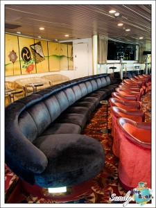 liveboat phoenix reisen artania atlantik show lounge 07